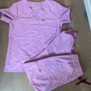 Figs Limited Edition Chalk Pink Scrub Set M/MP